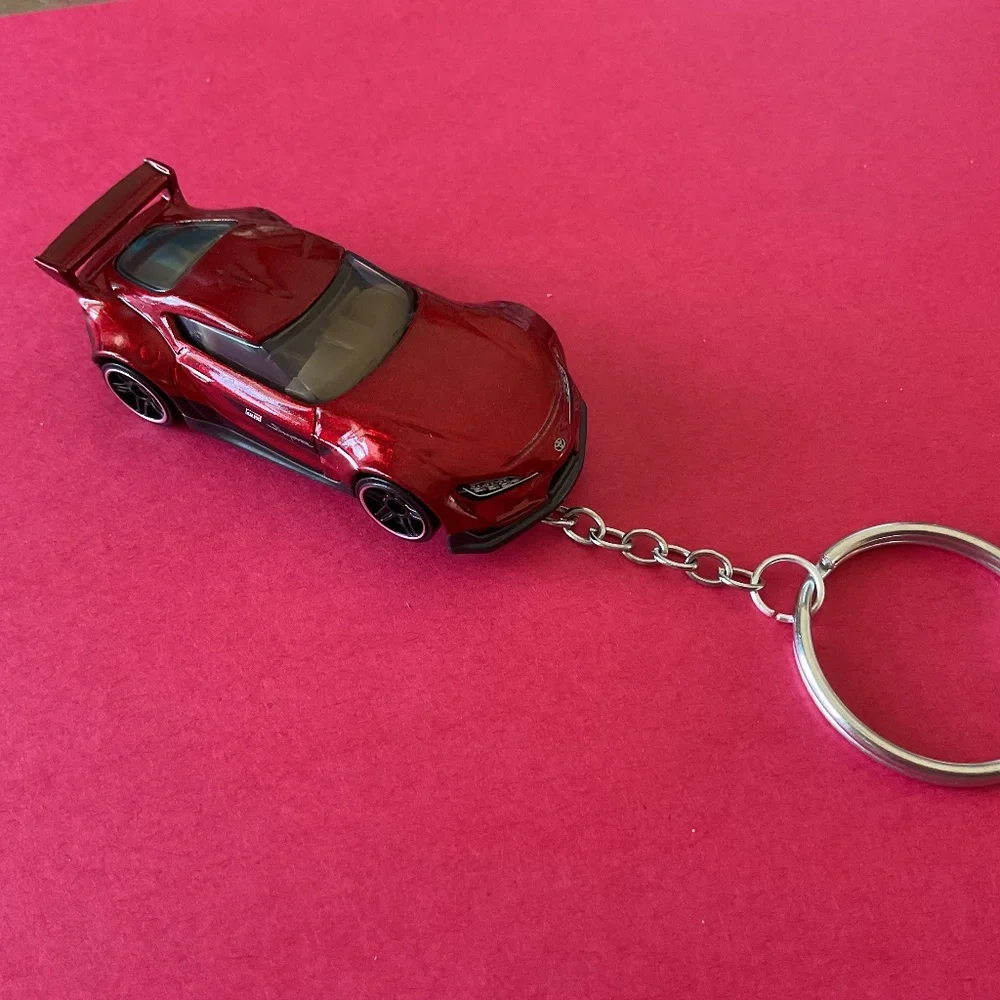 Car & Cartoon Keychains - Picture 7 of 10